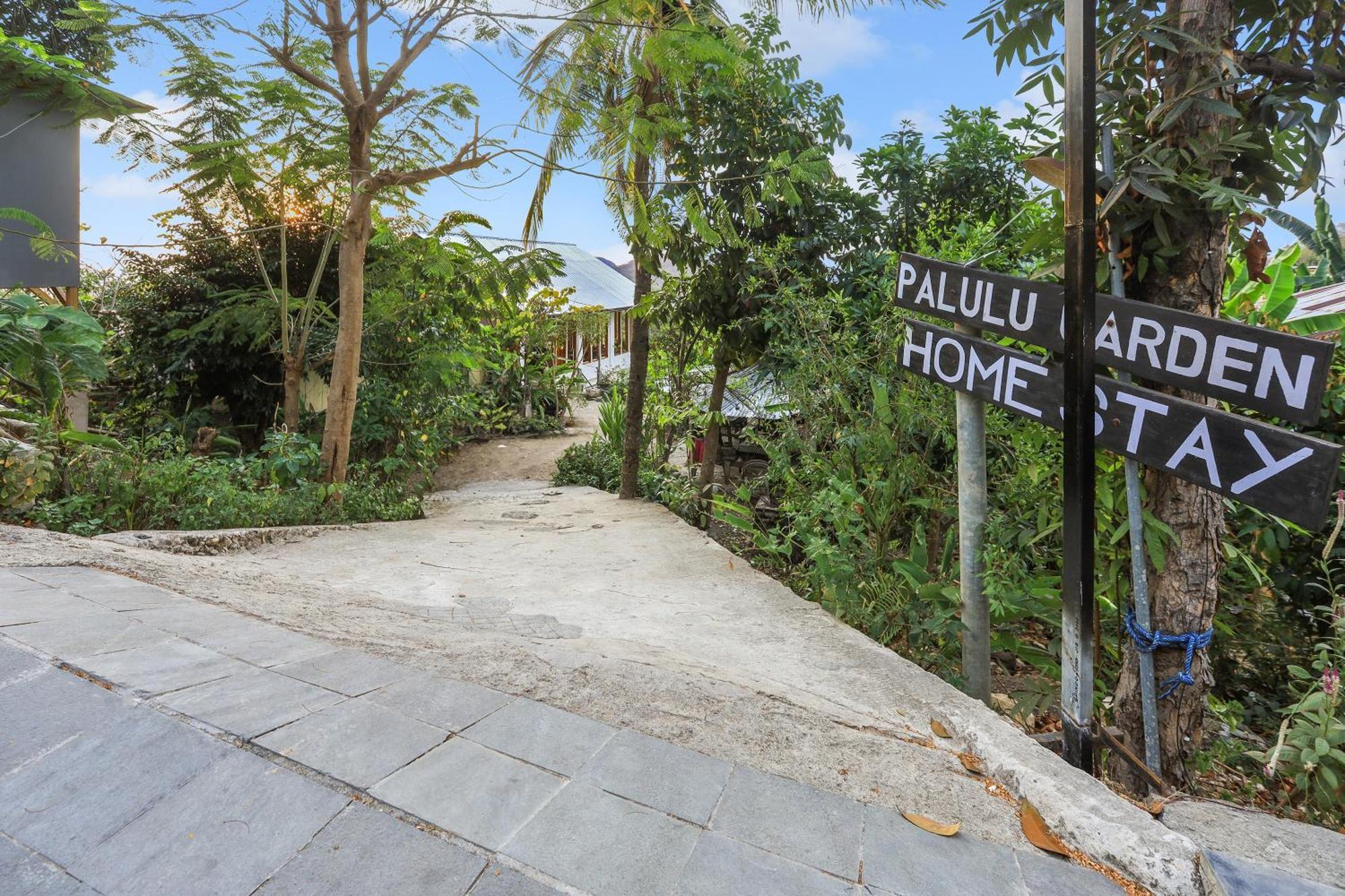 Palulu Garden Homestay Labuan Bajo Exterior foto